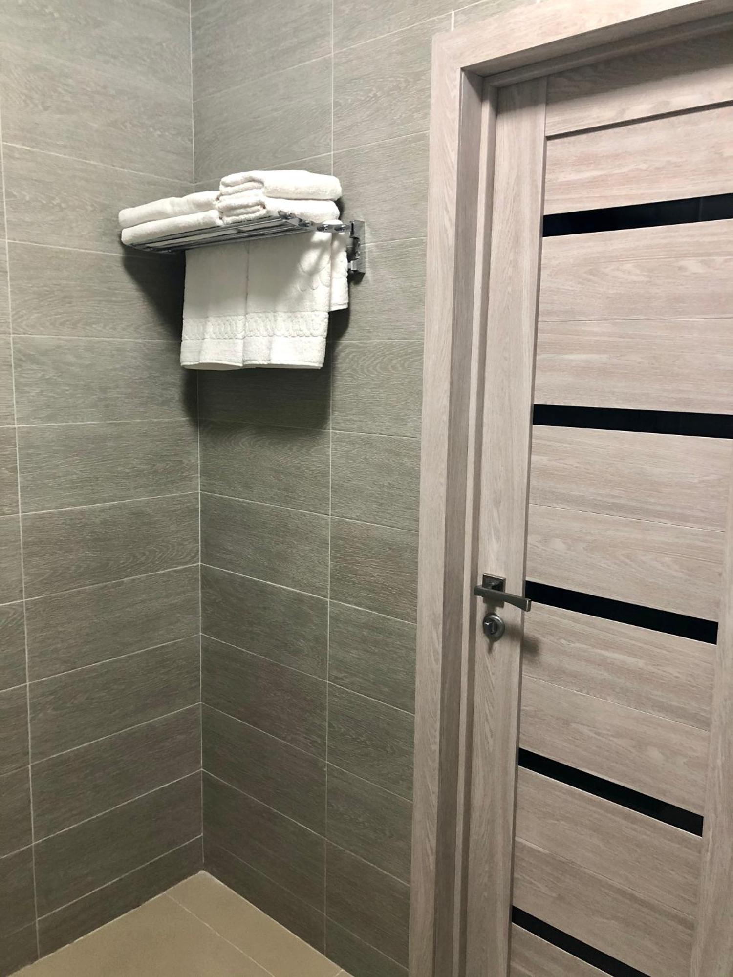 Tarlan Hotel 악타우 외부 사진